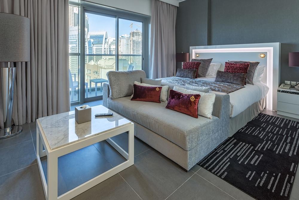 The First Collection Dubai Marina Hotel Exterior photo A room at the hotel