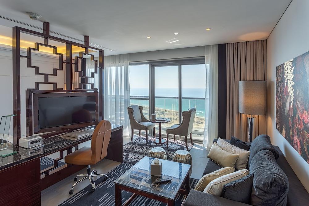 The First Collection Dubai Marina Hotel Exterior photo A room at the hotel