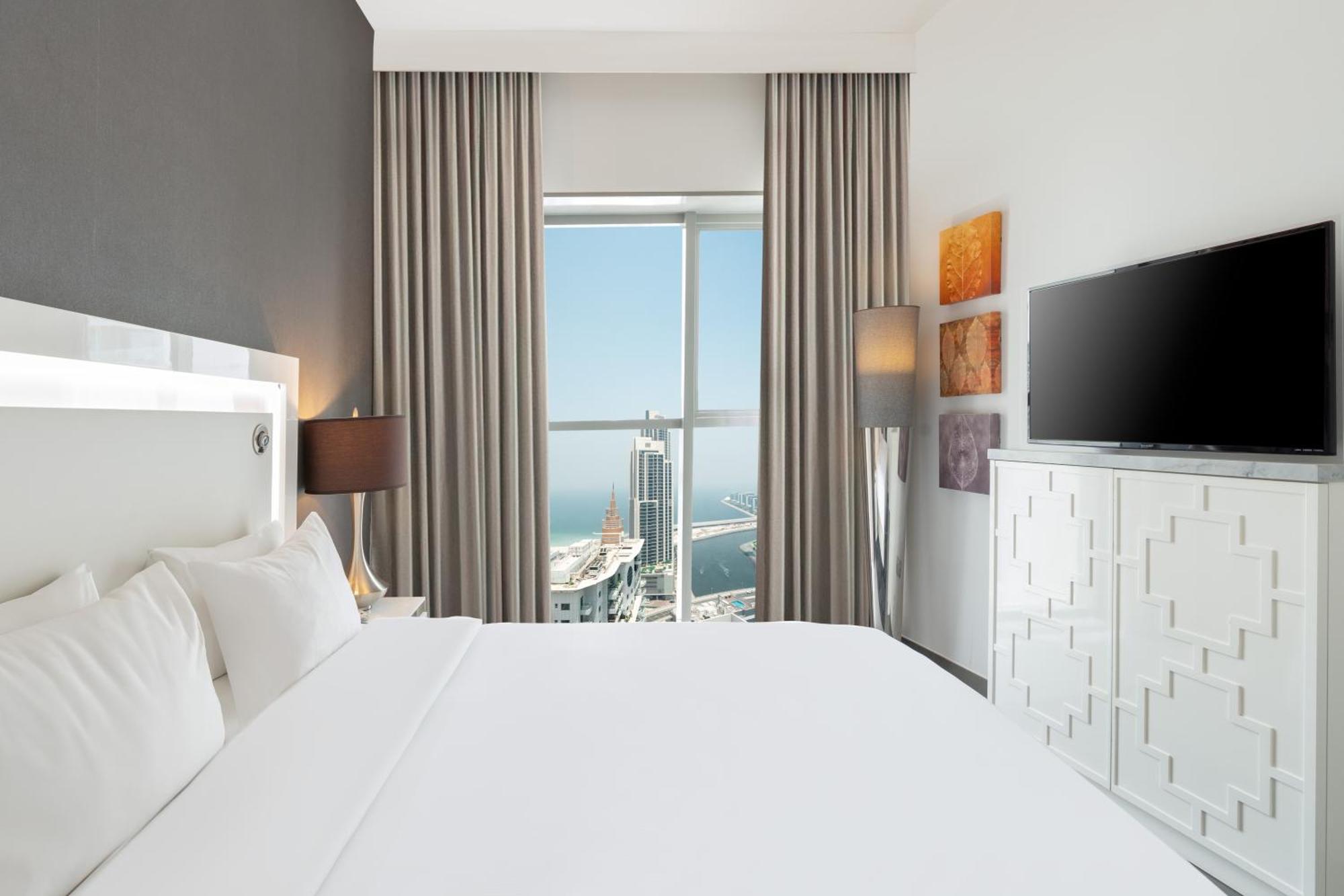 The First Collection Dubai Marina Hotel Exterior photo A room at Jumeirah Jumeirah