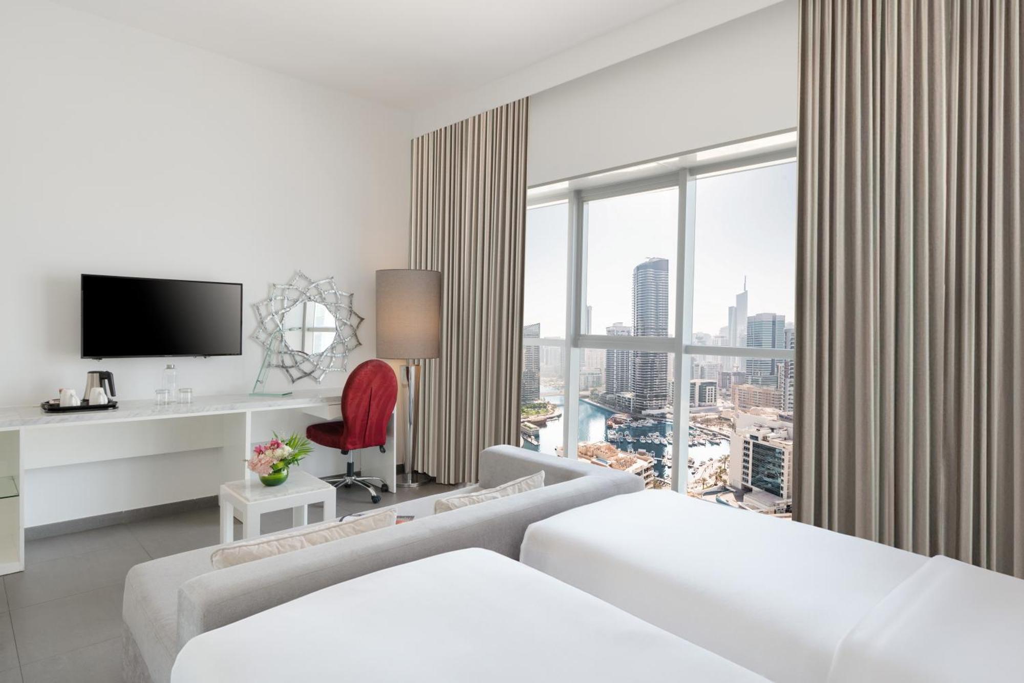 The First Collection Dubai Marina Hotel Room photo